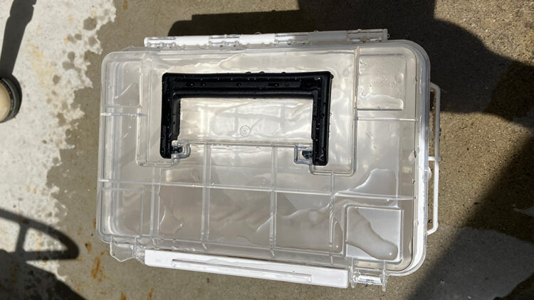 BM-185の防水テスト