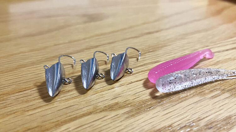 ダイソーシャッドテールワームとジグヘッド